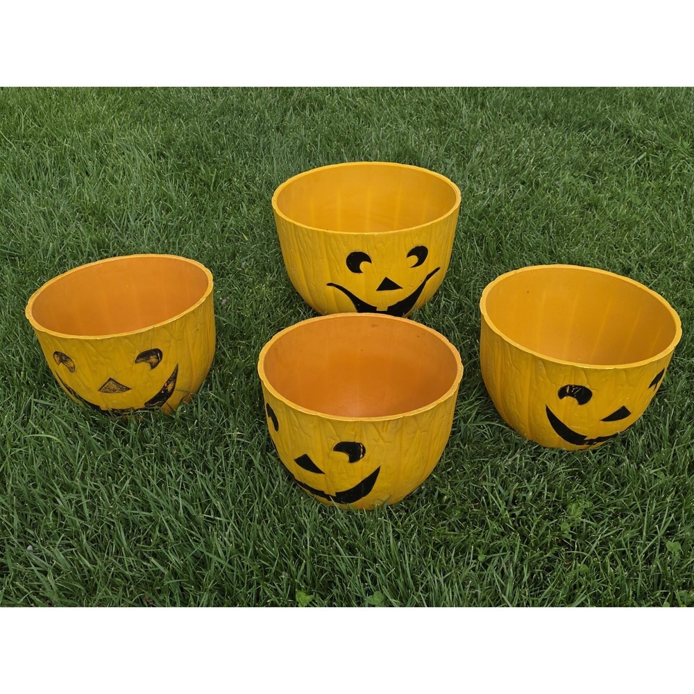 4 The Mumkins! Original Planter 9"x13" Halloween Jack-O-Lantern Mums Pumpkin